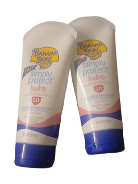 Banana Republic Baby Sunscreen Lotion in White and Blue with Pink Accents